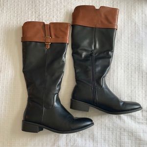 Two-tone boots